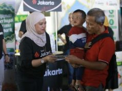 Bank Jakarta presenta un mensaje de respuesta en el área de descanso de Semarang KM 429
| Bank Jakarta presenta un mensaje de respuesta en el área de descanso de Semarang KM 429
|