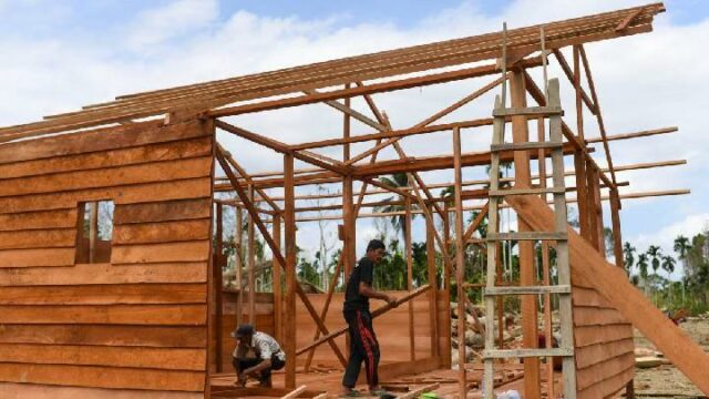 La semana pasada, el grupo de trabajo del PRR recogió y utilizó 2.419 metros cúbicos de madera flotante para construir una Huntara.

 | 