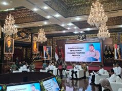 Ministro de Estado preside reunión de varios ministros en el Ministerio de Defensa
| Ministro de Estado preside reunión de varios ministros en el Ministerio de Defensa
|