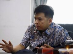 El Comité Especial 14 del DPRD de la ciudad de Bandung garantiza que la discusión sobre el proyecto de reglamento regional sobre conducta sexual se mantenga en línea con el corredor
| El Comité Especial 14 del DPRD de la ciudad de Bandung garantiza que la discusión sobre el proyecto de reglamento regional sobre conducta sexual se mantenga en línea con el corredor
|