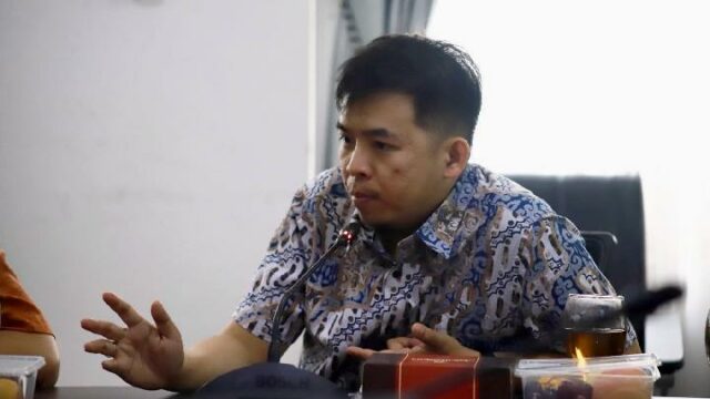 El Comité Especial 14 del DPRD de la ciudad de Bandung garantiza que la discusión sobre el proyecto de reglamento regional sobre conducta sexual se mantenga en línea con el corredor

 | 
