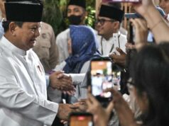 Mensaje del presidente Prabowo para Eid Al-Fitr: Fortalezcamos la unidad
| Mensaje del presidente Prabowo para Eid Al-Fitr: Fortalezcamos la unidad
|
