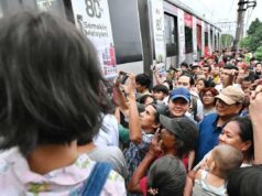 Teddy dice que Prabowo quiere disfrazarse cuando va al ferrocarril Senen
| Teddy dice que Prabowo quiere disfrazarse cuando va al ferrocarril Senen
|