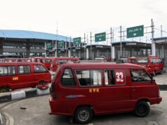 El gobierno provincial de Java Occidental despide a miles de conductores de transporte público en Sukabumi
| El gobierno provincial de Java Occidental despide a miles de conductores de transporte público en Sukabumi
|