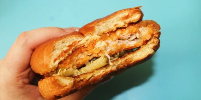 Sándwiches De Pescado De Comida Rápida Clasificados De Peor A Mejor

 | Food,fast-food,fast-food-restaurant,fish-sandwiches,fast-food-menu,taste-test,fast-food-comparison,mcdonalds,wendys,popeyes,burger-king