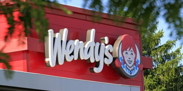Cierre de cadenas de restaurantes en 2026: Wendy's, Pizza Hut, Cierre de cadenas de restaurantes en 2026: Wendy's, Pizza Hut, Papa John's
| Retail,Food,fast-food,food,closures,wendys,papa-johns,pizza-hut,jack-in-the-box,red-robin,dennys,noodles-co