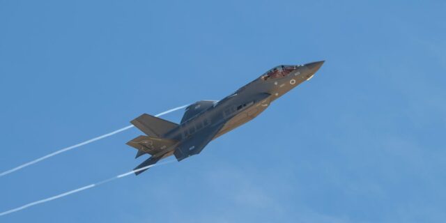 Israel dice que 200 combatientes atacaron Irán, su mayor operación aérea hasta la fecha

 | Military & Defense,israel,iran,us-iran-conflict,warfare-big-bet