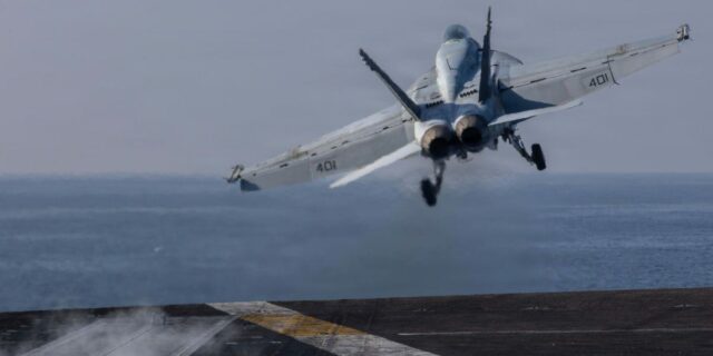 El ejército estadounidense sufrió pérdidas en la lucha contra Irán: 3 soldados muertos

 | Military & Defense,israel,iran,us-iran-conflict,warfare-big-bet