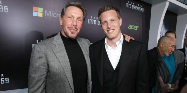 Paramount notifica a los empleados sobre sus bonos de fin de año y cambia el cálculo

 | Media,limited-synd,media,exclusive,paramount,paramount-skydance,david-ellison,wbd,warner-bros,warner-bros-discovery