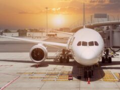 Los ricos alquilan aviones y contratan conductores para evacuar Oriente Medio
| Transportation,us-iran-conflict,warfare-big-bet,dubai,abu-dhabi,saudi-arabia,private-aviation,private-jets,wealthy Los ricos alquilan aviones y contratan conductores para evacuar Oriente Medio
| Transportation,us-iran-conflict,warfare-big-bet,dubai,abu-dhabi,saudi-arabia,private-aviation,private-jets,wealthy