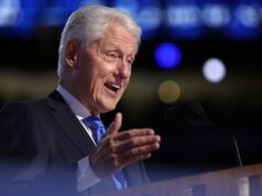 Bill Clinton sólo recuerda haber enviado dos correos electrónicos en su vida
| Politics,bill-clinton,email,epstein-files Bill Clinton sólo recuerda haber enviado dos correos electrónicos en su vida
| Politics,bill-clinton,email,epstein-files