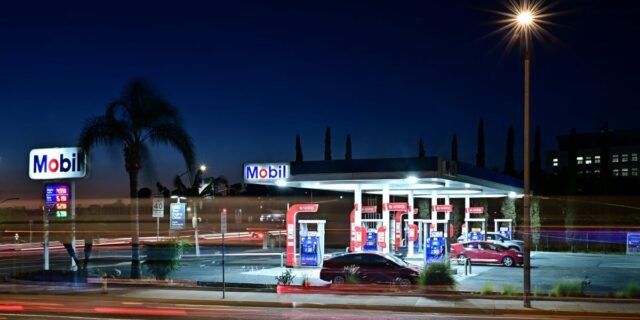 El precio promedio del gas en Estados Unidos experimentó su mayor aumento en un solo día desde 2022

 | Transportation,gas-prices,brent-crude,iran,strait-of-hormuz,kitchen-table-big-bet