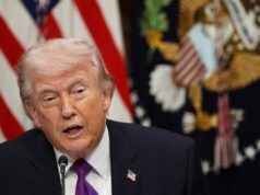 Las empresas tecnológicas se comprometen en la Casa Blanca a alimentar sus propios centros de datos
| Politics,donald-trump,ai,data-centers,google,microsoft,meta,oracle,x-ai,openai,amazon Las empresas tecnológicas se comprometen en la Casa Blanca a alimentar sus propios centros de datos
| Politics,donald-trump,ai,data-centers,google,microsoft,meta,oracle,x-ai,openai,amazon