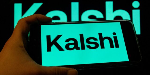 Kalshi cambia las reglas en medio de la controversia sobre el 'mercado de la muerte' de Jamenei

 | Finance,Tech,kalshi,polymarket,prediction-markets