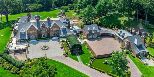 Billy Joel vende propiedad frente al mar en Nueva York por un total de 35 millones de dólares

 | Real Estate,billy-joel,mansion,mansions,celebrity-homes