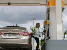 Los precios del gas en EE.UU. alcanzan el nivel más alto en el segundo mandato de Trump
| Transportation,Economy,gas,gas-prices,iran,brent-crude-oil-price,donald-trump,oil-prices,economy,kitchen-table-big-bet Los precios del gas en EE.UU. alcanzan el nivel más alto en el segundo mandato de Trump
| Transportation,Economy,gas,gas-prices,iran,brent-crude-oil-price,donald-trump,oil-prices,economy,kitchen-table-big-bet