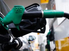 Aumento vertiginoso de los precios del petróleo: lo que los países le dicen a la gente que haga
| Energy,oil-price,middle-east,economy,us-iran-war Aumento vertiginoso de los precios del petróleo: lo que los países le dicen a la gente que haga
| Energy,oil-price,middle-east,economy,us-iran-war