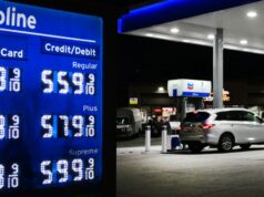 Los conductores de Uber y Lyft temen el aumento de los precios de la gasolina debido a la guerra con Irán
| Transportation,lyft,uber Los conductores de Uber y Lyft temen el aumento de los precios de la gasolina debido a la guerra con Irán
| Transportation,lyft,uber