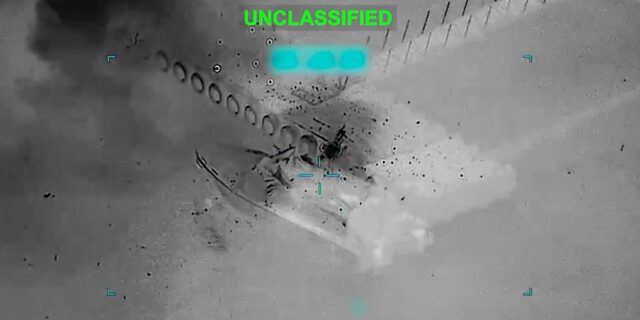 Estados Unidos ataca pequeñas embarcaciones y dice que Irán las utiliza para explotar el Estrecho de Ormuz

 | Military & Defense,us-iran-conflict,strait-of-hormuz,warfare-big-bet,us-central-command