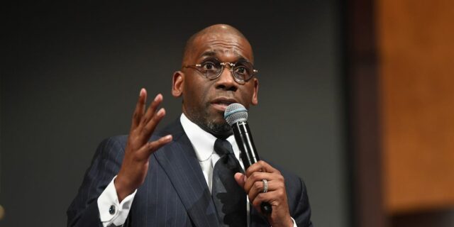 Los organizadores del boicot a Target dicen que el apagón ha terminado pero queda trabajo por hacer

 | Retail,target,dei,jamal-bryant,business,retail,beacon-industries-big-bet