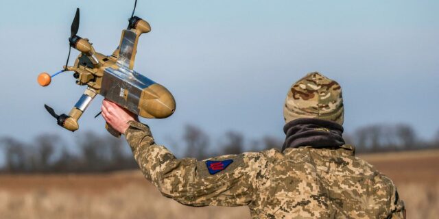 La guerra de Shahed en Irán impulsa el negocio de los pequeños fabricantes de drones en todo el mundo

 | Military & Defense,ukraine-war,us-iran-conflict,drone-warfare,interceptor-drone