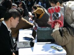 China se apresura a instalar OpenClaw. Ahora algunos están pagando para eliminarlo.
| AI,open-claw,china,side-hustle China se apresura a instalar OpenClaw. Ahora algunos están pagando para eliminarlo.
| AI,open-claw,china,side-hustle