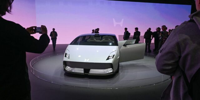 Honda se lleva 15.700 millones de dólares mientras la retirada de vehículos eléctricos afecta a los fabricantes de automóviles tradicionales

 | Transportation,evs,electric-vehicles,honda