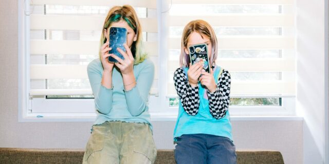 Los creadores de Internet están reconsiderando cómo lo usan sus hijos

 | Parenting,Tech,parenting-freelancer,parenting,screen-time,social-media,technology,tech-ceos,children,screen-time-children,ai,child-independence,smartphone