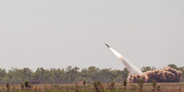 Las tropas estadounidenses utilizaron misiles ATACMS para hundir barcos y submarinos iraníes (Caine)

 | Military & Defense,iran,the-us-army,marine-corps,artillery,himars,atacms,warfare-big-bet