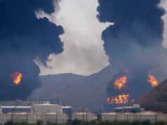 Fotos: Incendio en centro petrolero clave de los Emiratos Árabes Unidos, un día después del ataque de Estados Unidos al depósito de petróleo iraní
| Military & Defense,Economy,uae,oil,us-iran-war,military Fotos: Incendio en centro petrolero clave de los Emiratos Árabes Unidos, un día después del ataque de Estados Unidos al depósito de petróleo iraní
| Military & Defense,Economy,uae,oil,us-iran-war,military