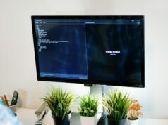 Los empleados que no usan código tienen «bajo rendimiento», dice un ejecutivo de Fintech
| AI,vibe-coding,layoffs,tech Los empleados que no usan código tienen "bajo rendimiento", dice un ejecutivo de Fintech
| AI,vibe-coding,layoffs,tech