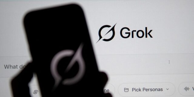 La demanda alega que Grok de XAI creó deepfakes sexualizados La demanda alega que Grok de XAI creó deepfakes sexualizados de menores
| AI,elon-musk,grok,x-ai,deepfakes