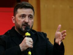 Zelensky dice que Rusia ya ha ganado 10 mil millones de dólares en dos semanas de guerra con Irán
| Energy,Military & Defense,ukraine,us-iran-conflict,russian-economy,volodymyr-zelenskyy Zelensky dice que Rusia ya ha ganado 10 mil millones de dólares en dos semanas de guerra con Irán
| Energy,Military & Defense,ukraine,us-iran-conflict,russian-economy,volodymyr-zelenskyy