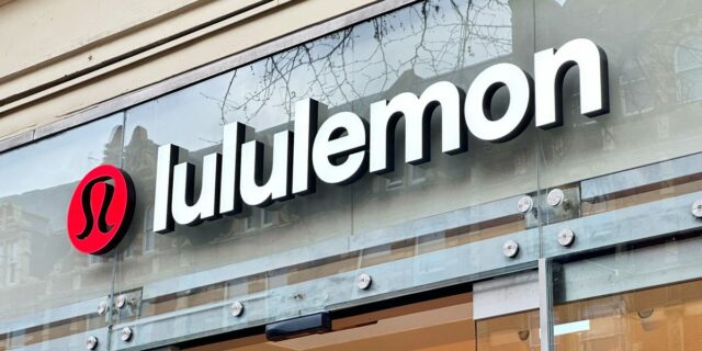 Lululemon planea reducir las rebajas para aumentar los ingresos en 2026

 | Retail,lululemon,ceos,sales,fashion,shopping,price-hike