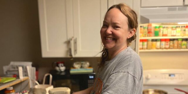 Empecé a cocinar todas las semanas; Me ayudó a comer Empecé a cocinar todas las semanas; Me ayudó a comer menos y a comer mejor.
| Food,food,hobbies,hobby,baking,healthy,healthy-habit,habits,freelancer-le