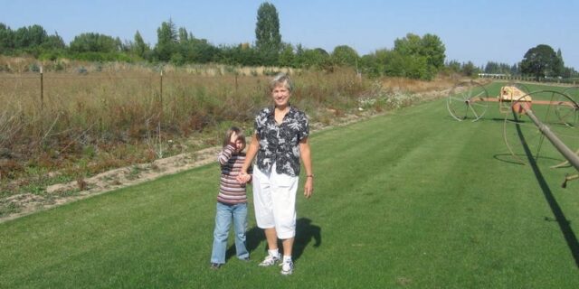 Me mudé con mi familia de Los Ángeles a la zona rural de Oregón para ahorrar dinero.

 | Real Estate,Health,essay,health-freelancer,health,family,moving,real-estate,los-angeles,oregon