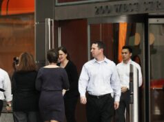 Goldman Sachs cambia la forma en que elimina a los peores resultados esta primavera
| Finance,goldman-sachs,wall-street,banking,trading,asset-management,finance,layoffs,careers,headcount,job-cuts,changing-workplace-big-bet,beacon-industries-big-bet,exclusive,limited-synd Goldman Sachs cambia la forma en que elimina a los peores resultados esta primavera
| Finance,goldman-sachs,wall-street,banking,trading,asset-management,finance,layoffs,careers,headcount,job-cuts,changing-workplace-big-bet,beacon-industries-big-bet,exclusive,limited-synd