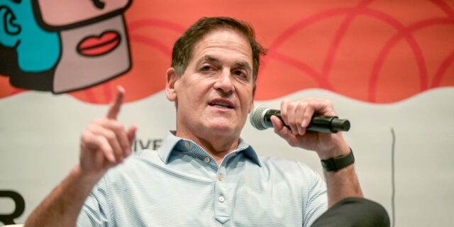 Mark Cuban usa una Mac Mini para combatir el aumento de correos electrónicos generados por IA

 | AI,ai,artificial-intelligence,mac-mini,apple-mac-mini,emails,mark-cuban,trending-uk,hustle-culture-big-bet