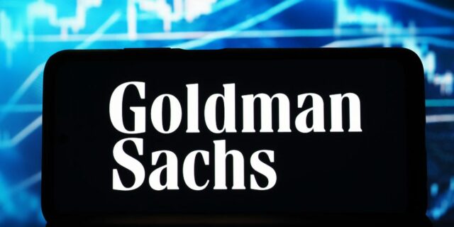 Goldman Sachs describe sus ambiciones en materia de IA y sus mayores riesgos para 2026

 | Finance,goldman-sachs,ai,finance,banking,wall-street,artificial-intelligence,technology,careers