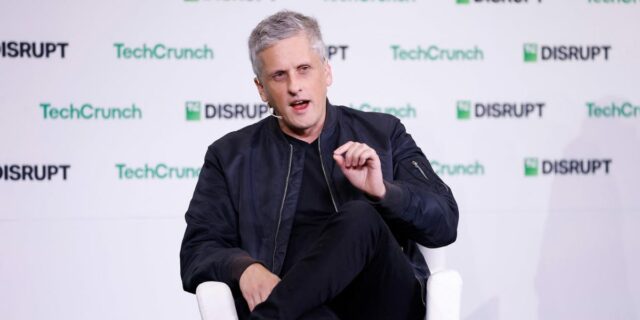 CEO de Box: las empresas deben descubrir cómo presupuestar el CEO de Box: las empresas deben descubrir cómo presupuestar el uso de tokens de IA
| AI,Tech,aaron-levie,box,ai