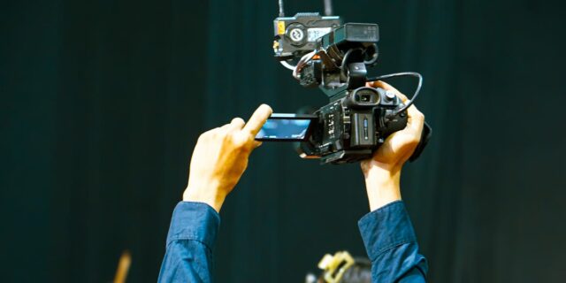 Había jurado nunca matar los sueños profesionales de mis hijos, Había jurado nunca matar los sueños profesionales de mis hijos, pero luego me convertí en madre.
| Parenting,Careers,essay,parenting-freelancer,parenting,careers,ai,college,education