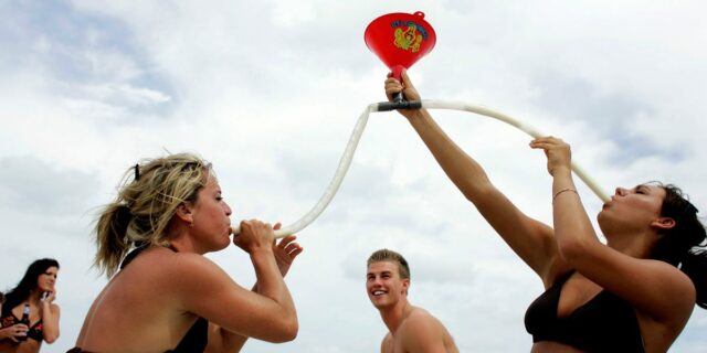 Estas pasantías brindan experiencia en IA, sin requerir un título Estas pasantías brindan experiencia en IA, sin requerir un título en IA.
| AI,Tech,internships,artificial-intelligence,generative-ai,careers,tech-jobs,indeed,limited-synd,college-graduates