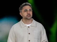 Microsoft contrata a Ali Farhadi para trabajar con Mustafa Suleyman en IA
| Tech,microsoft,superintelligence,ai,artificial-intelligence,leadership,limited-synd Microsoft contrata a Ali Farhadi para trabajar con Mustafa Suleyman en IA
| Tech,microsoft,superintelligence,ai,artificial-intelligence,leadership,limited-synd