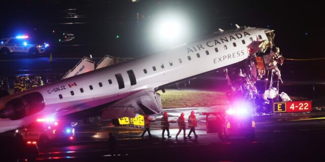 Actualizaciones de la NTSB sobre el accidente de Air Canada, dice el investigador de la línea TSA retrasada

 | Transportation,airlines,aviation,air-traffic-control,air-incident,weather,flight-woes,airport