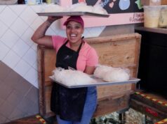 Volverse viral salvó su panadería, pero los clientes de EBT importan más que el dinero
| Careers,Food,as-told-to,bakery,small-business,entrepreneur,food,viral-tiktoks,editorial-sponsorship,edit-series,going-for-growth,es-linkedin-q3,video-to-text Volverse viral salvó su panadería, pero los clientes de EBT importan más que el dinero
| Careers,Food,as-told-to,bakery,small-business,entrepreneur,food,viral-tiktoks,editorial-sponsorship,edit-series,going-for-growth,es-linkedin-q3,video-to-text