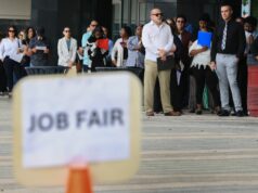 ¿Preferirías que te despidieran en persona o de forma remota?
| Careers,layoffs,meta,job-loss,remote-work,changing-workplace-big-bet ¿Preferirías que te despidieran en persona o de forma remota?
| Careers,layoffs,meta,job-loss,remote-work,changing-workplace-big-bet