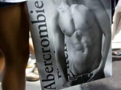 Los federales comienzan a reproducir cintas de prisión del ex director ejecutivo de Abercrombie & Fitch
| Retail,Law,News,abercrombie-fitch,sex-trafficking,sexual-abuse,trial,legal-issues,crime,abercrombie-and-fitch Los federales comienzan a reproducir cintas de prisión del ex director ejecutivo de Abercrombie & Fitch
| Retail,Law,News,abercrombie-fitch,sex-trafficking,sexual-abuse,trial,legal-issues,crime,abercrombie-and-fitch
