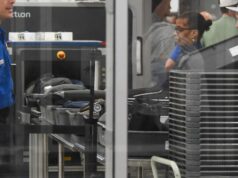 Prueba de la TSA: ¿Puedes pensar como un oficial de seguridad aeroportuaria?
| Transportation,tsa,tsa-agents,dhs,airports,aviation,trending-uk Prueba de la TSA: ¿Puedes pensar como un oficial de seguridad aeroportuaria?
| Transportation,tsa,tsa-agents,dhs,airports,aviation,trending-uk