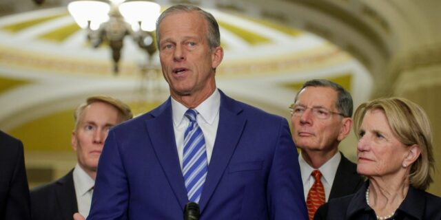 El Senado llega a un acuerdo para financiar la mayor parte del DHS

 | Politics,government-shutdown,transportation,tsa,travel,flights,airlines,kitchen-table-big-bet