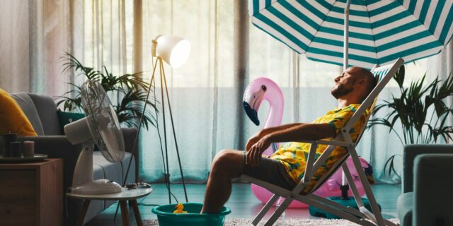 Viajes de verano: los estadounidenses se quedan en casa debido a los altos precios del petróleo y el caos de la TSA

 | Economy,Discourse,Travel,economy,tsa,airports,flights,gas-prices,oil-prices,iran-oil,iran,travel,tourism,road-trip,discourse,discourse-daily,discourse-staff